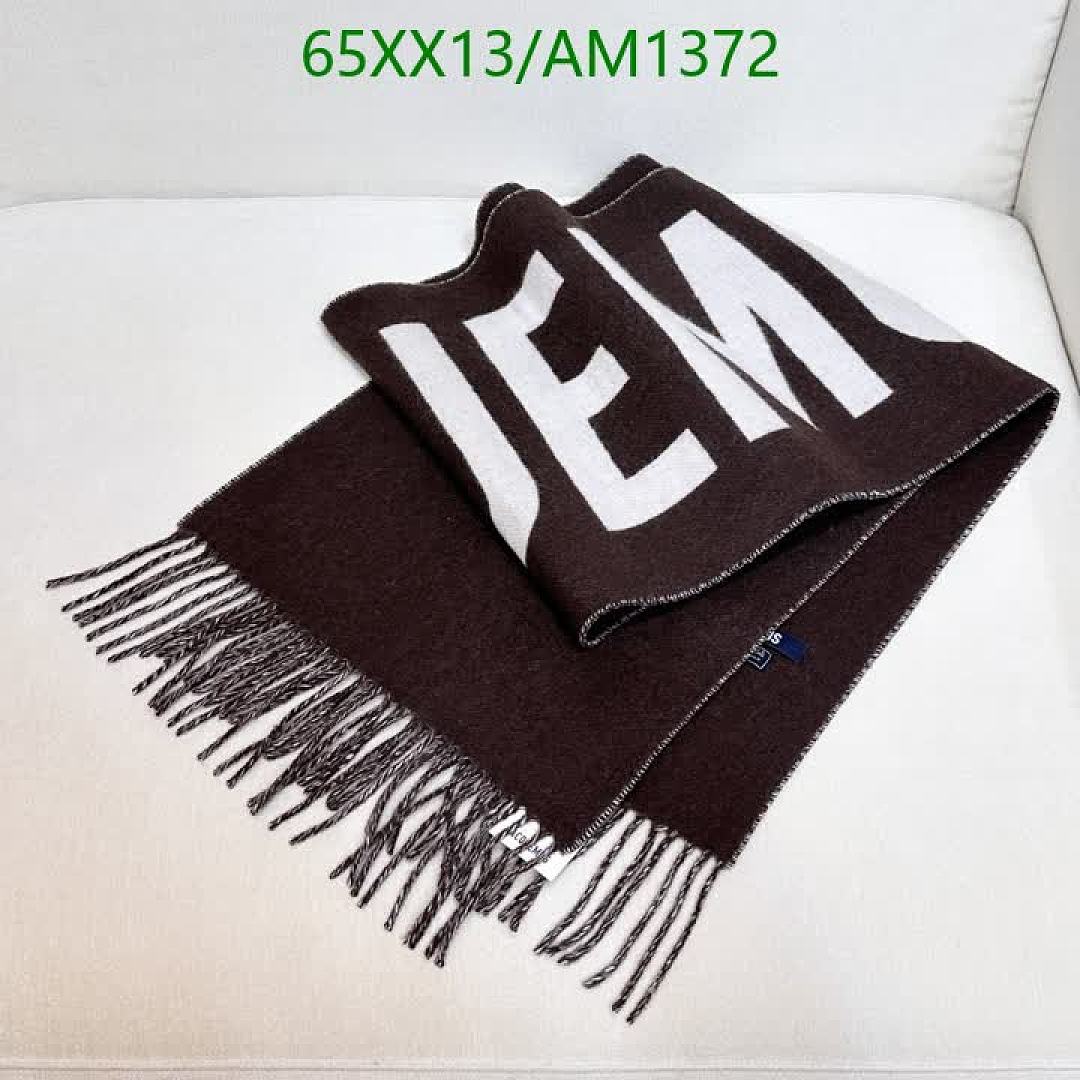 Jacquemus-Scarves Code: AM1372 $: 65USD