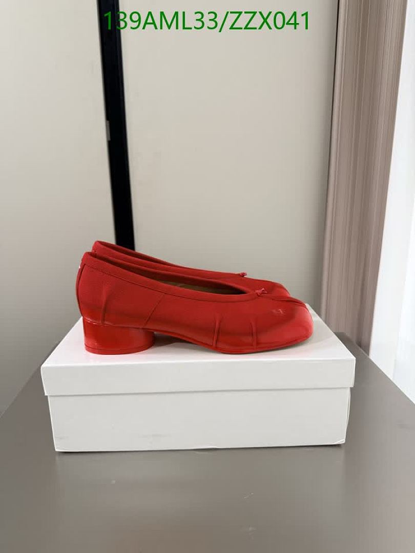MM6-Women Shoes Code: ZZX041 $: 139USD