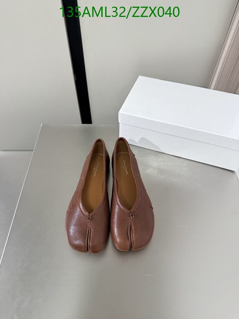 MM6-Women Shoes Code: ZZX040 $: 135USD