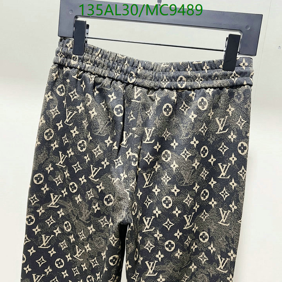 LV-Clothing Code: MC9489 $: 135USD
