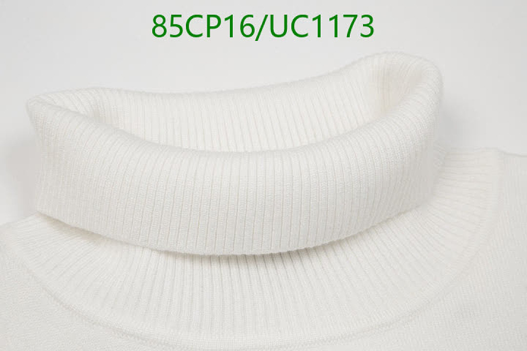 Moncler-Clothing Code: UC1173 $: 85USD