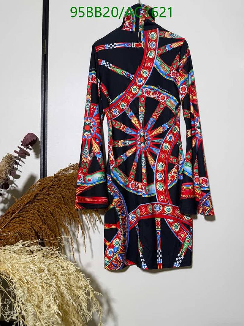 D&G-Clothing Code: AC1621 $: 95USD