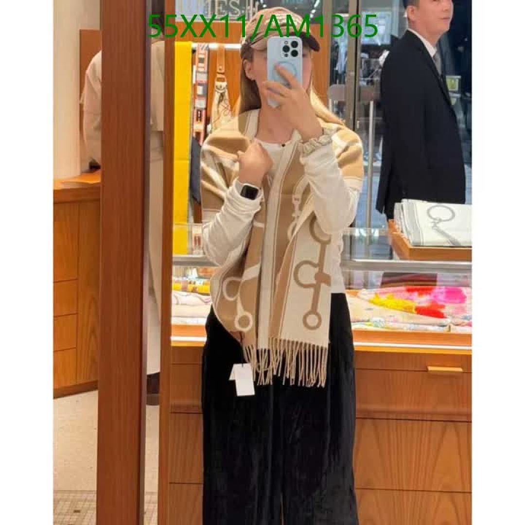 Hermes-Scarves Code: AM1365 $: 55USD