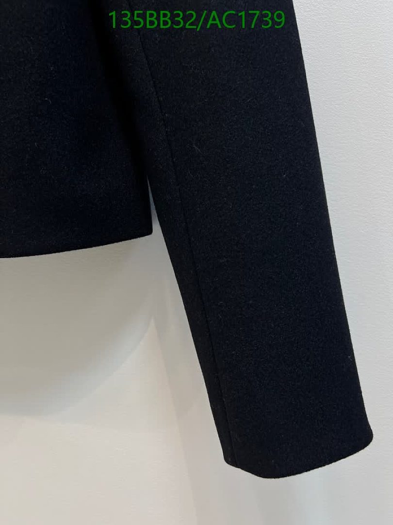 Chanel-Clothing Code: AC1739 $: 135USD