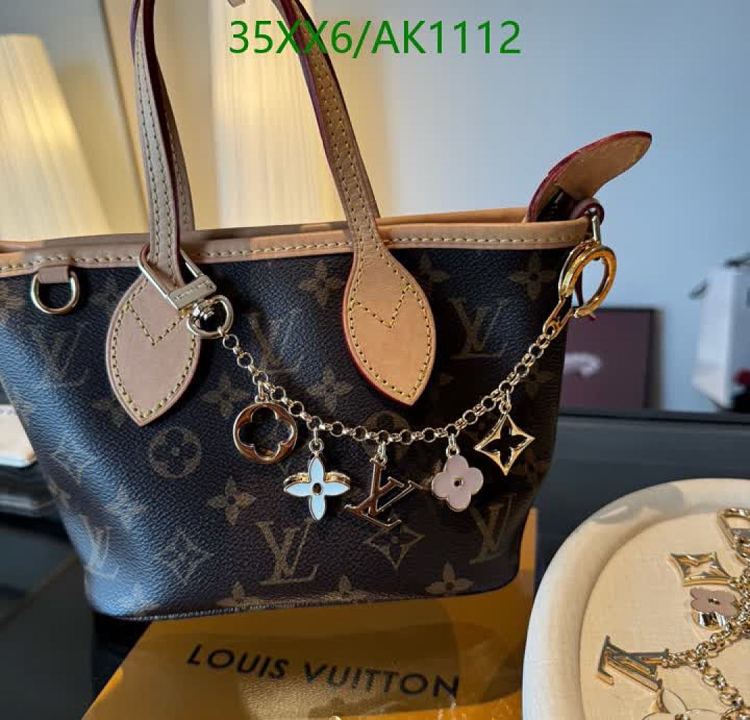 LV-Keychains & Charms Code: AK1112 $: 35USD