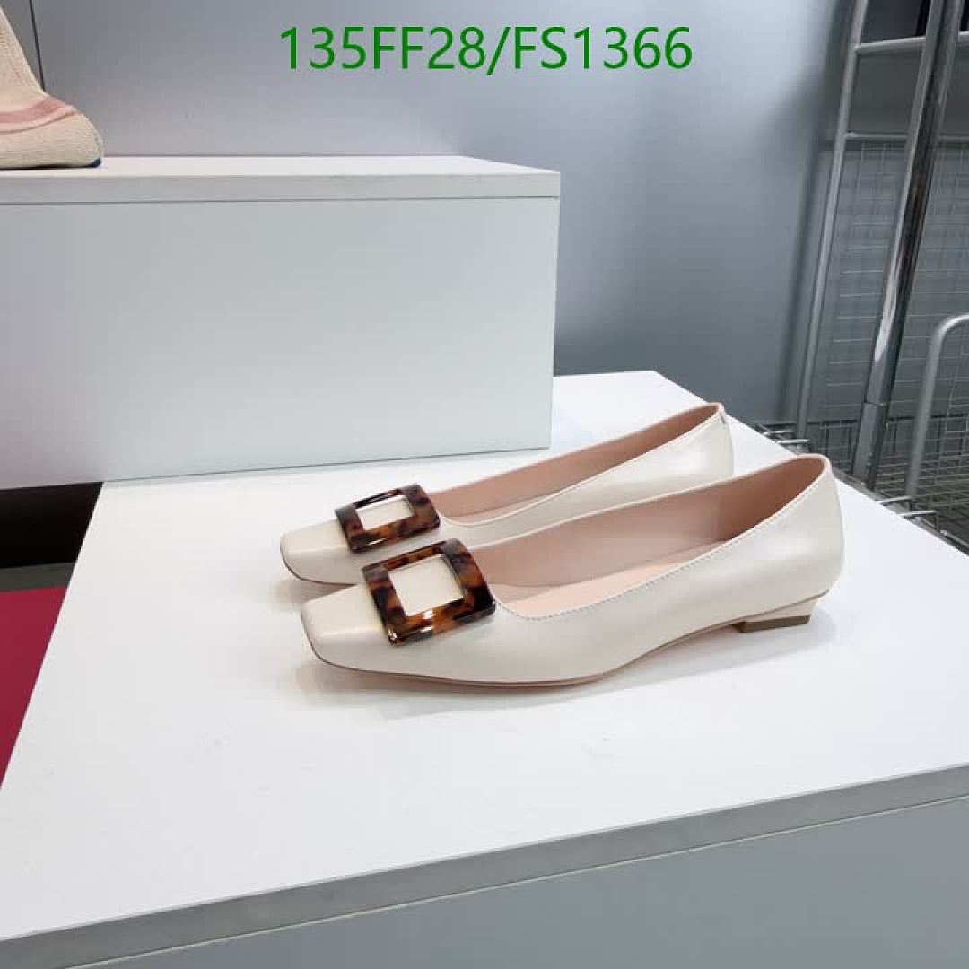 Roger Vivier-Women Shoes Code: FS1366 $: 135USD