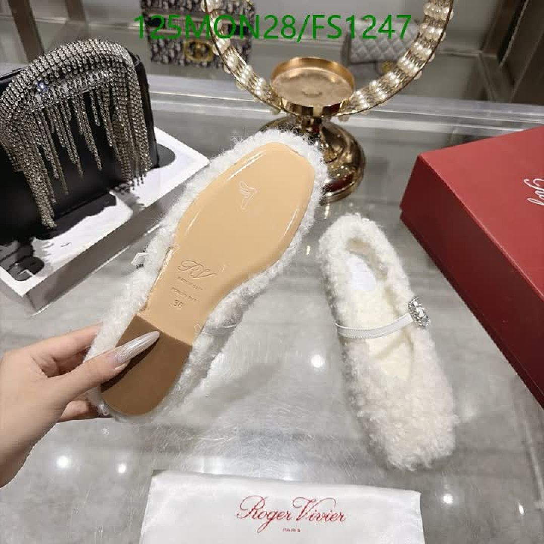 Roger Vivier-Women Shoes Code: FS1247 $: 125USD