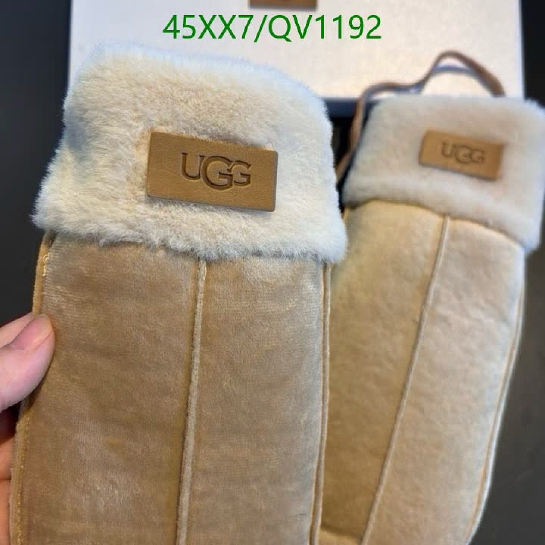 UGG-Gloves Code: QV1192 $: 45USD