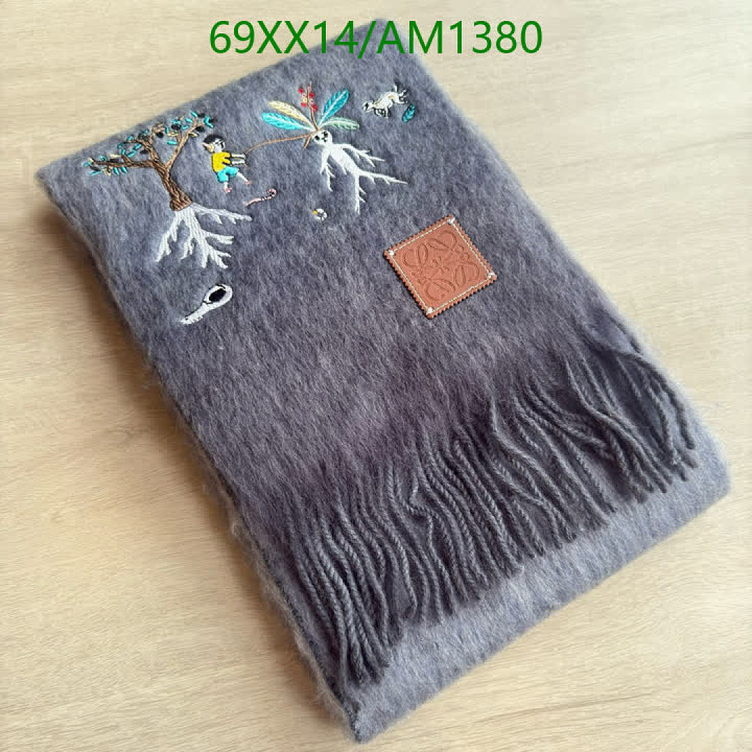 Loewe-Scarves Code: AM1380 $: 69USD