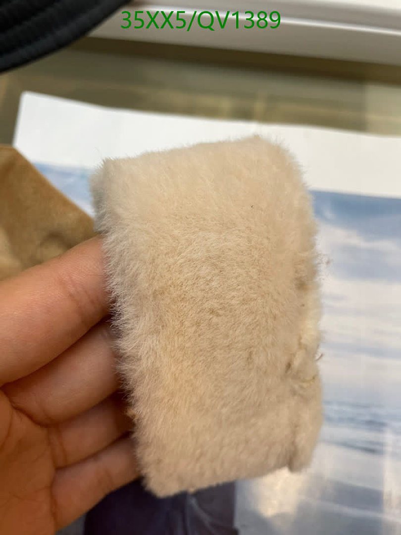 UGG-Gloves Code: QV1389 $: 35USD