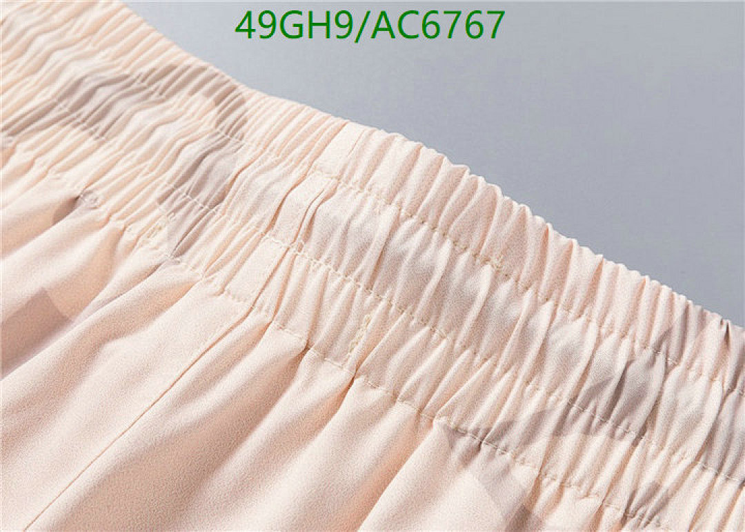 LV-Clothing Code: AC6767 $: 49USD