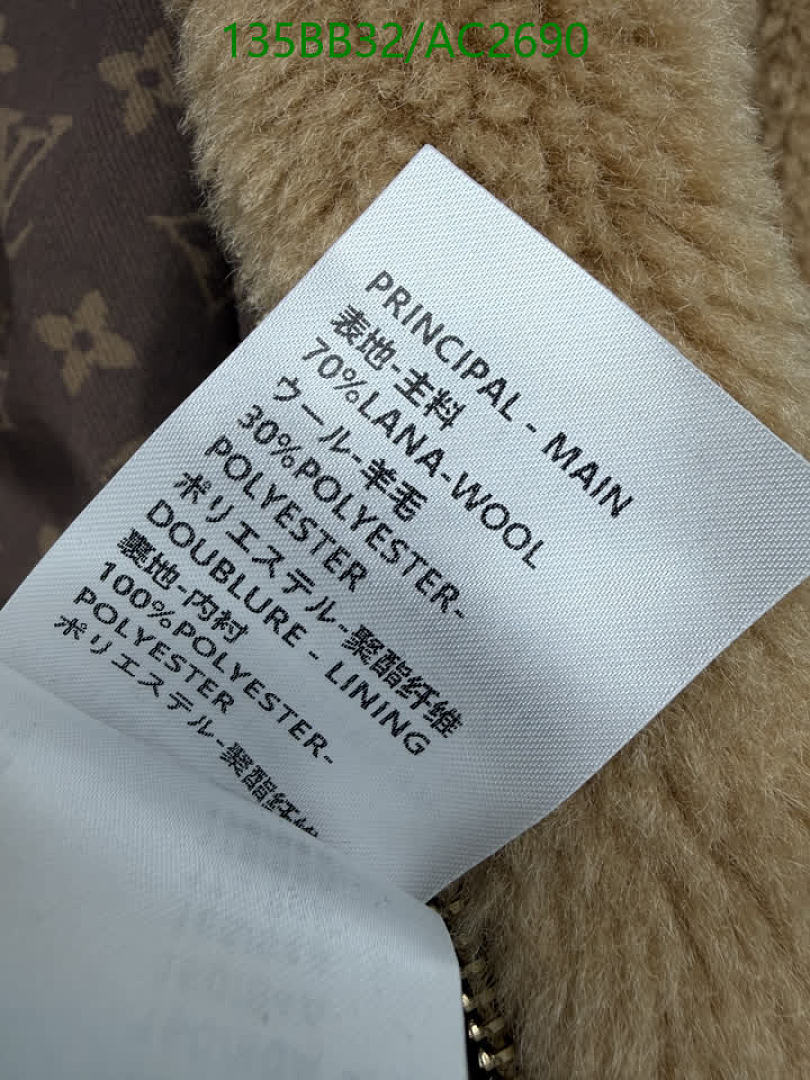 LV-Clothing Code: AC2690 $: 135USD