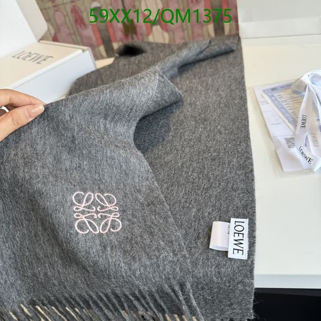 Loewe-Scarves Code: QM1375 $: 59USD