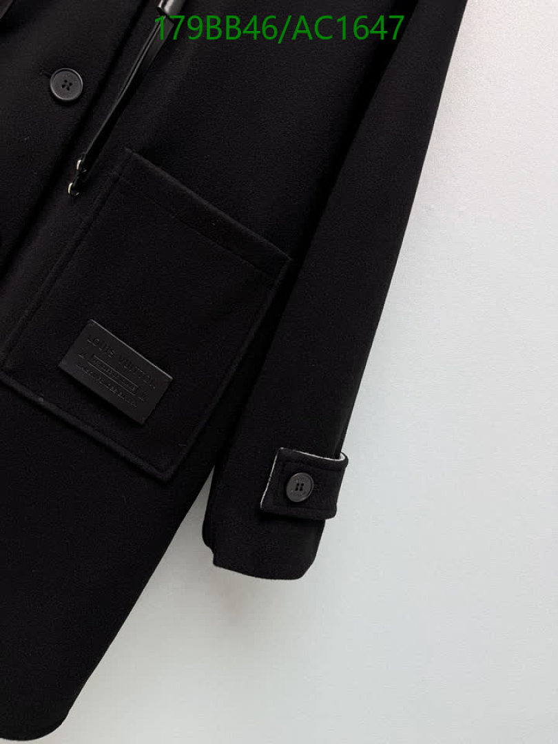LV-Clothing Code: AC1647 $: 179USD