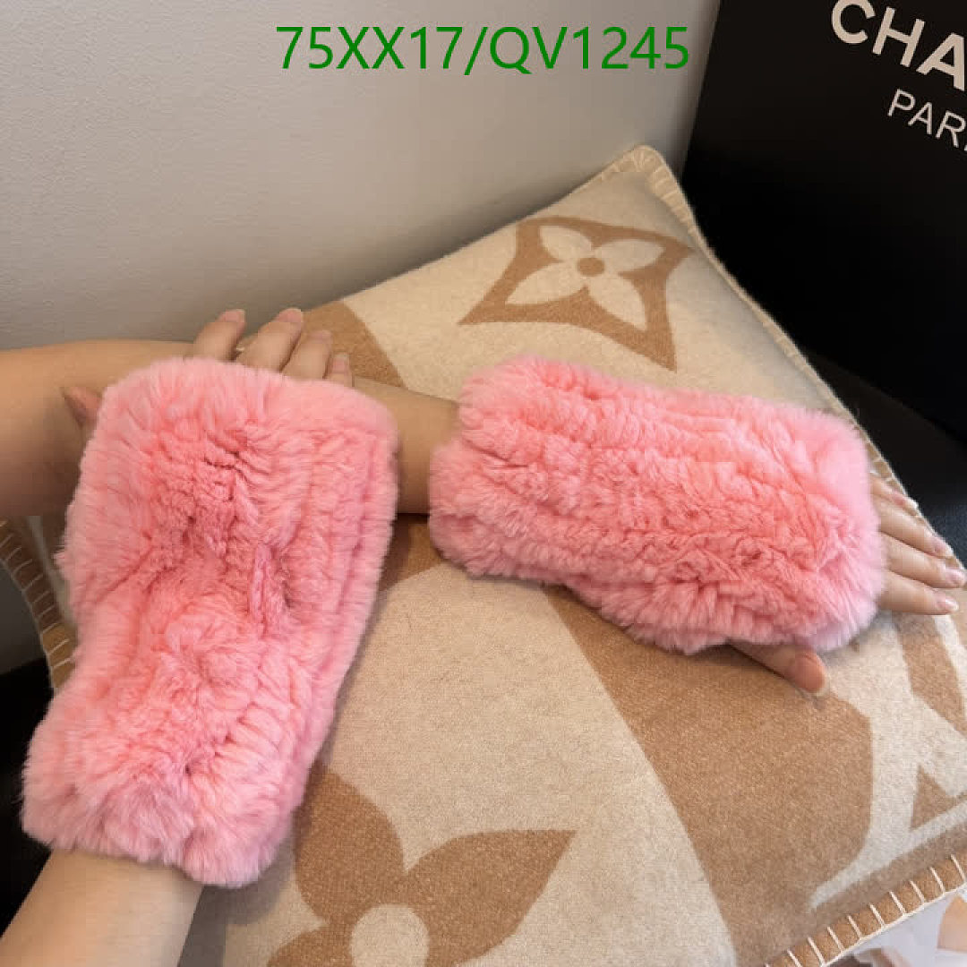 Chanel-Gloves Code: QV1245 $: 75USD