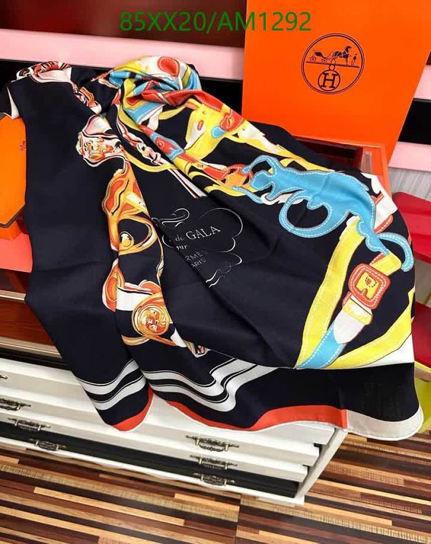 Hermes-Scarves Code: AM1292 $: 85USD