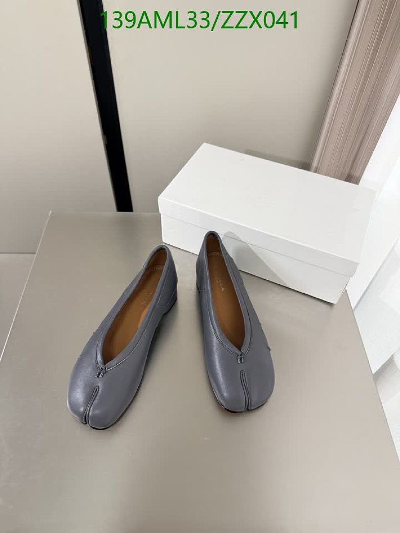 MM6-Women Shoes Code: ZZX041 $: 139USD