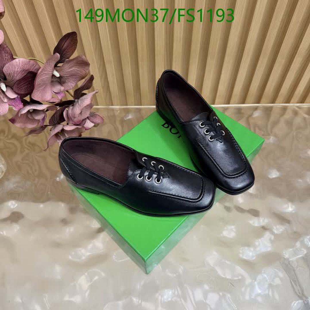 BV-Women Shoes Code: FS1193 $: 149USD