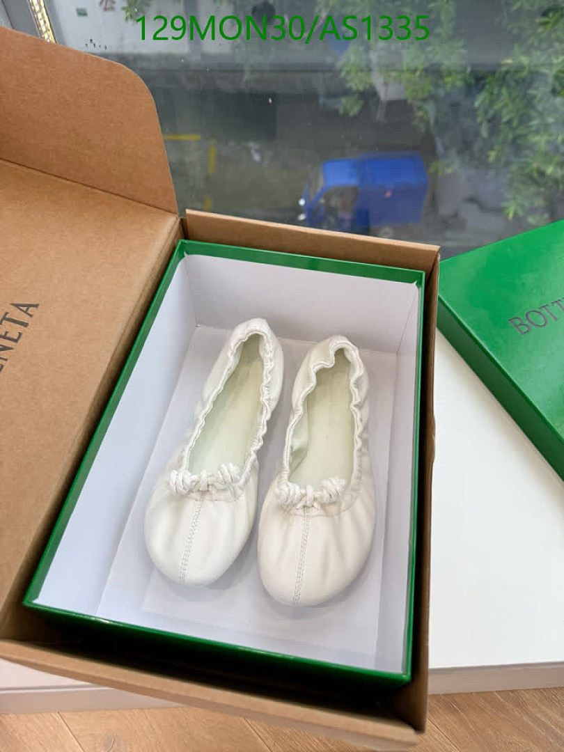 BV-Women Shoes Code: AS1335 $: 129USD