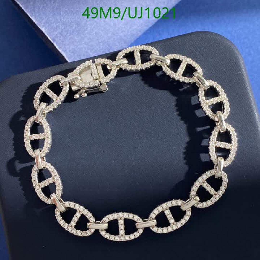 Apm-Jewelry Code: UJ1021 $: 49USD