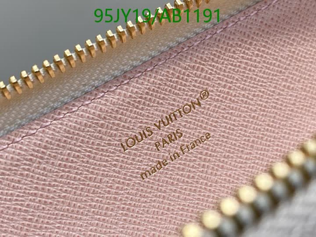 LV-BagsMirror Quality Code: AB1191 $: 95USD