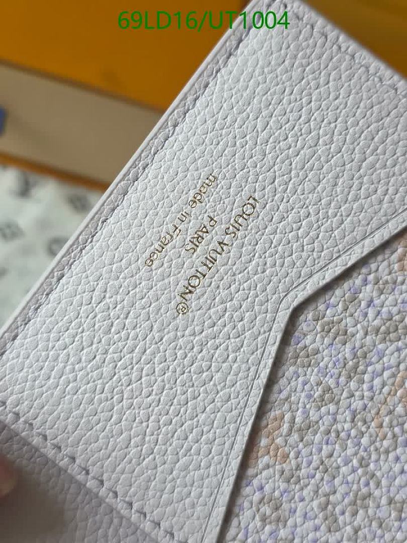 LV-WalletsMirror Quality Code: UT1004 $: 69USD