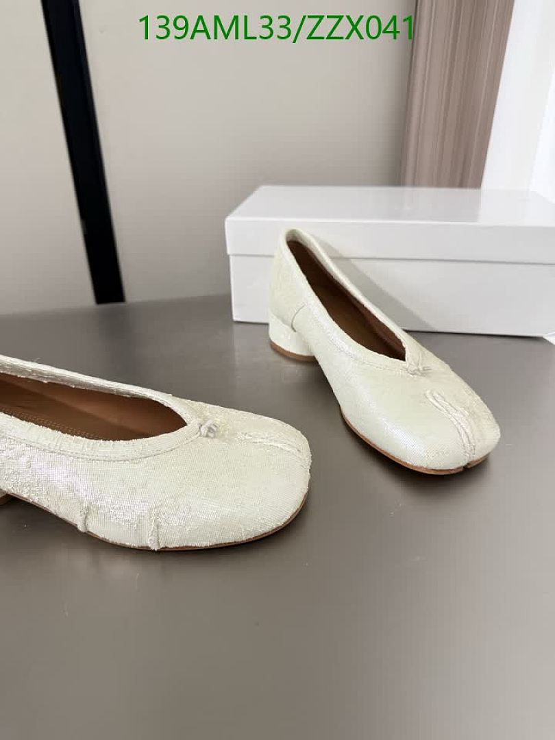 MM6-Women Shoes Code: ZZX041 $: 139USD