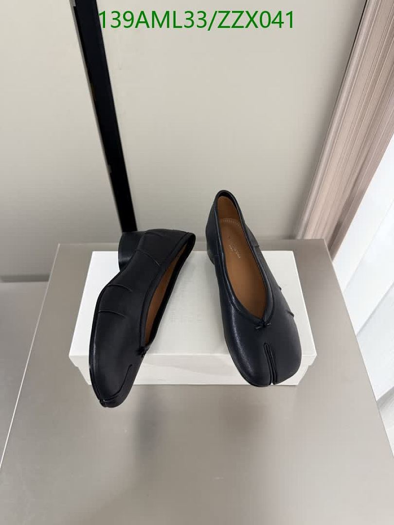 MM6-Women Shoes Code: ZZX041 $: 139USD