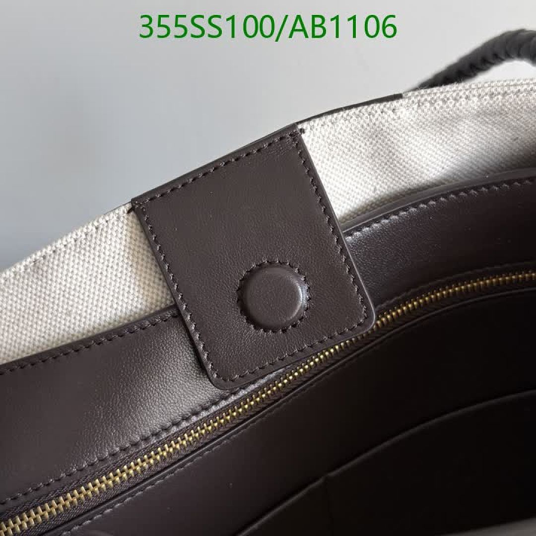 BV-BagsMirror Quality Code: AB1106 $: 355USD