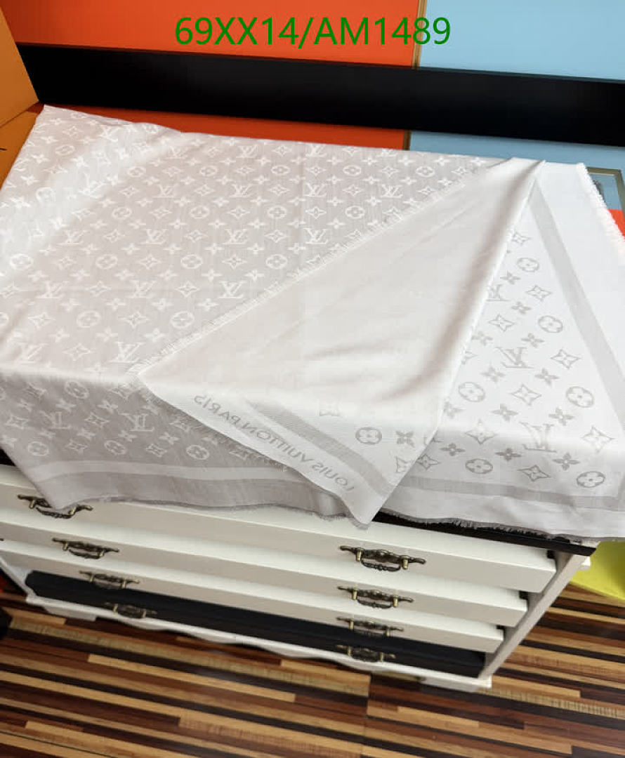LV-Scarves Code: AM1489 $: 69USD