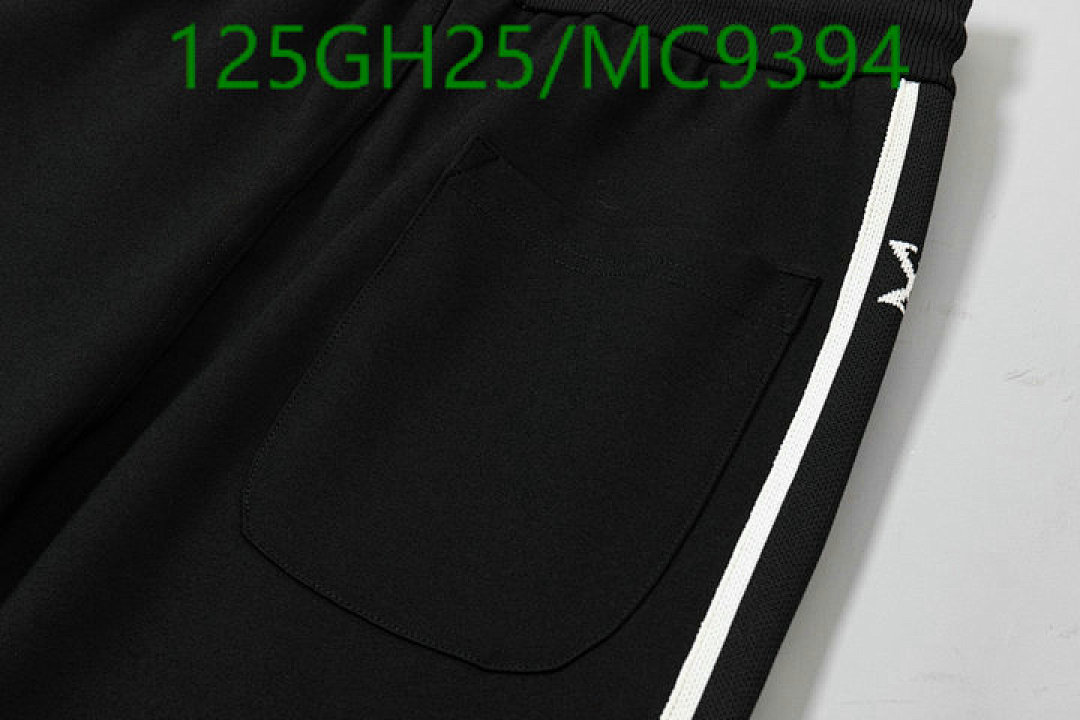 LV-Clothing Code: MC9394 $: 125USD