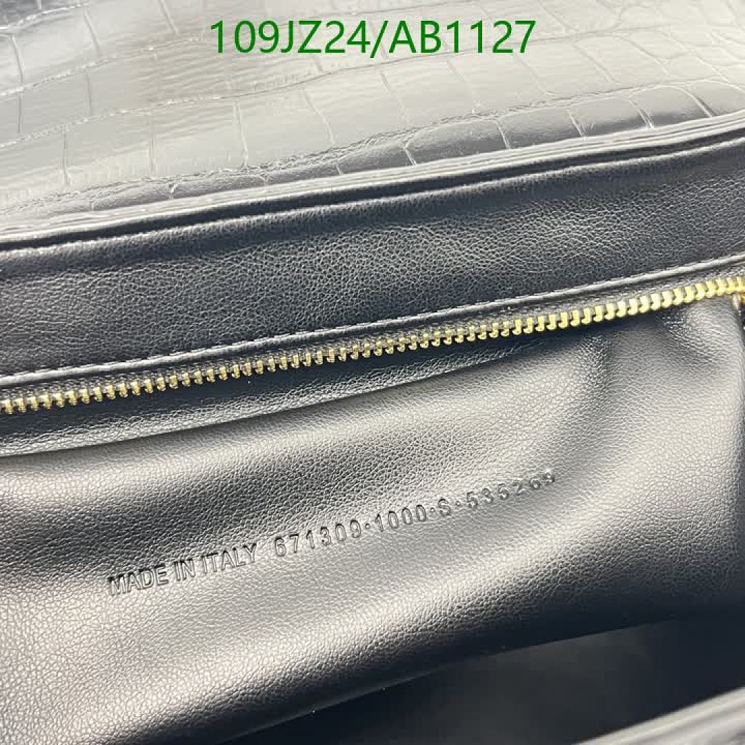 Balenciaga-Bags4A Quality Code: AB1127 $: 109USD