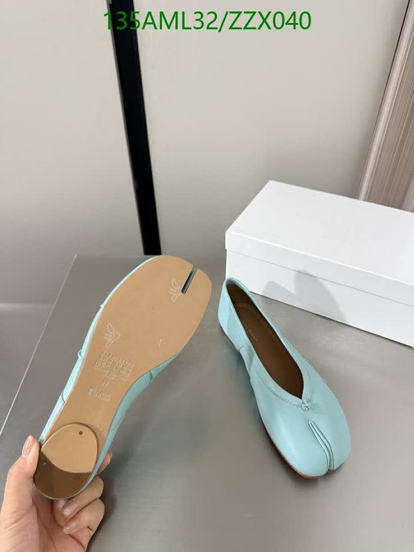 MM6-Women Shoes Code: ZZX040 $: 135USD