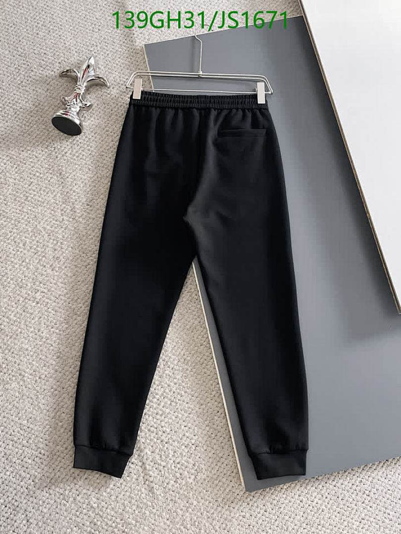 LV-Clothing Code: JS1671 $: 139USD