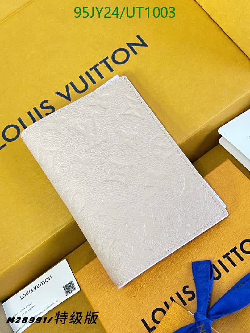LV-WalletsMirror Quality Code: UT1003 $: 95USD