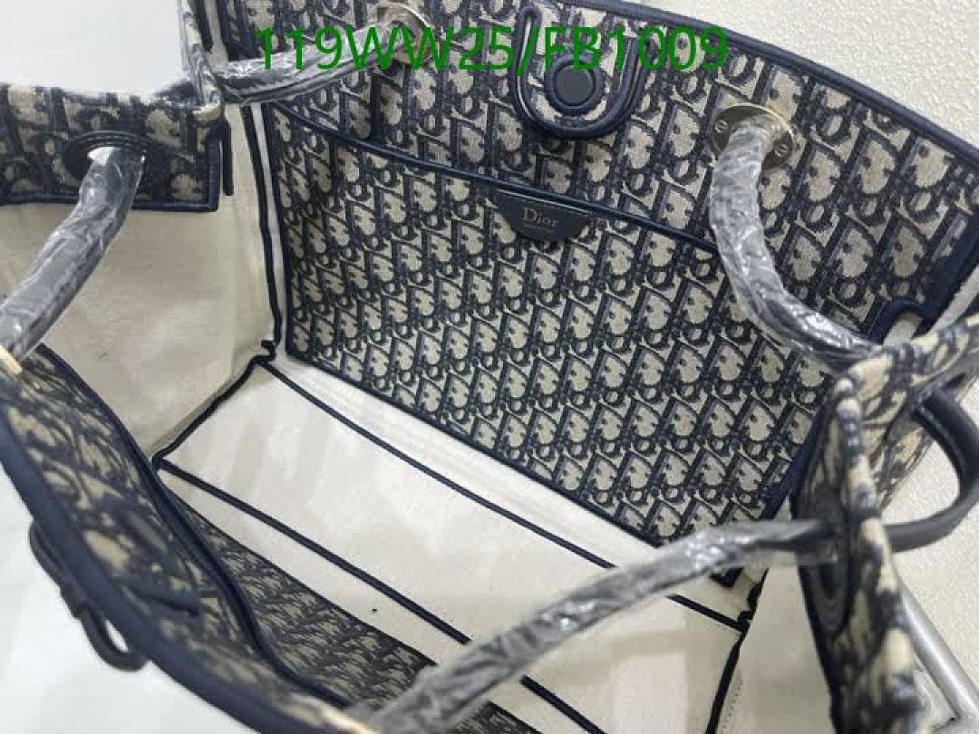 Dior-Bags4A Quality Code: FB1009 $: 119USD