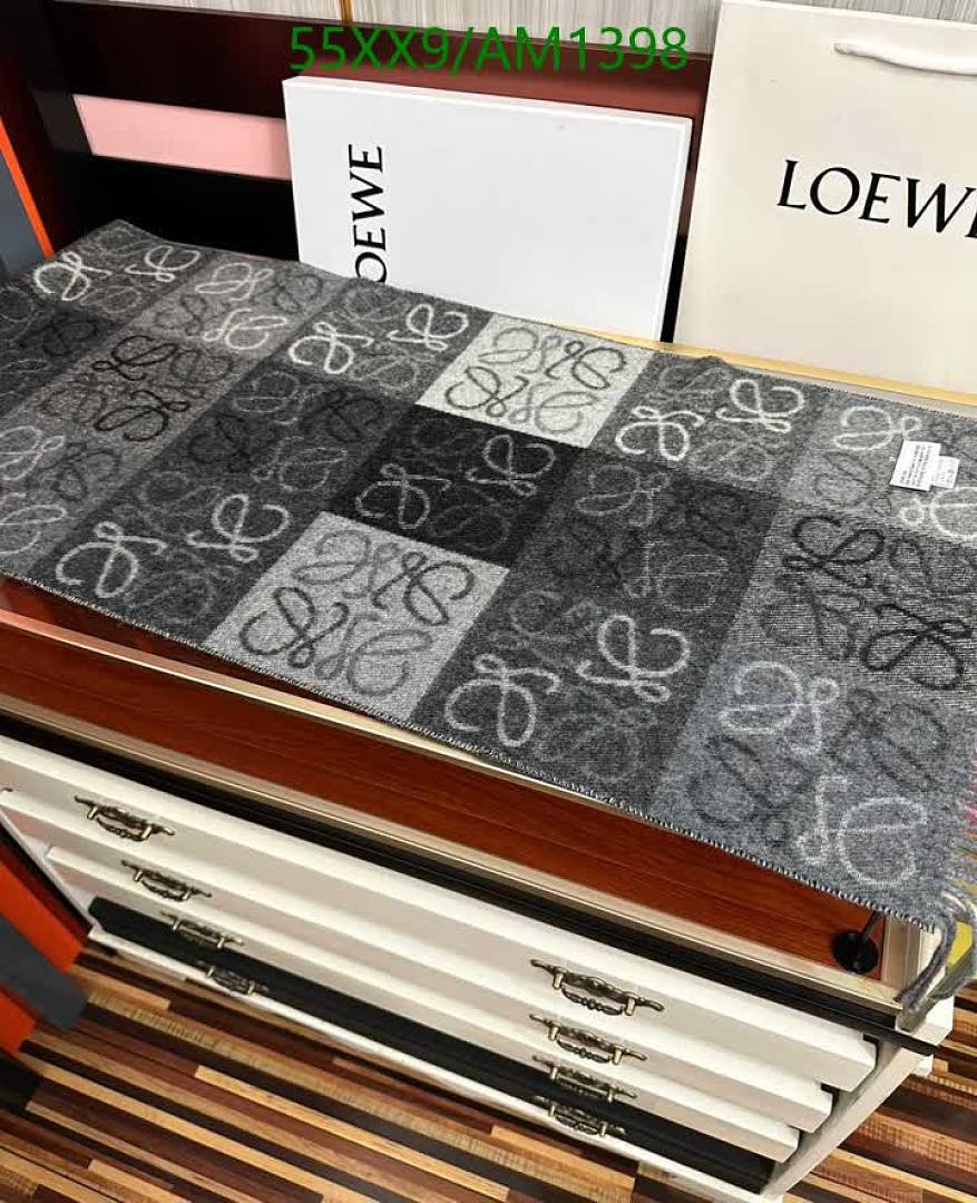 Loewe-Scarves Code: AM1398 $: 55USD