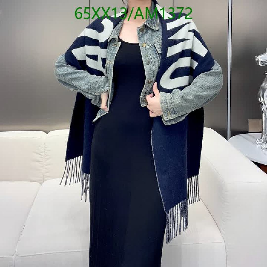 Jacquemus-Scarves Code: AM1372 $: 65USD
