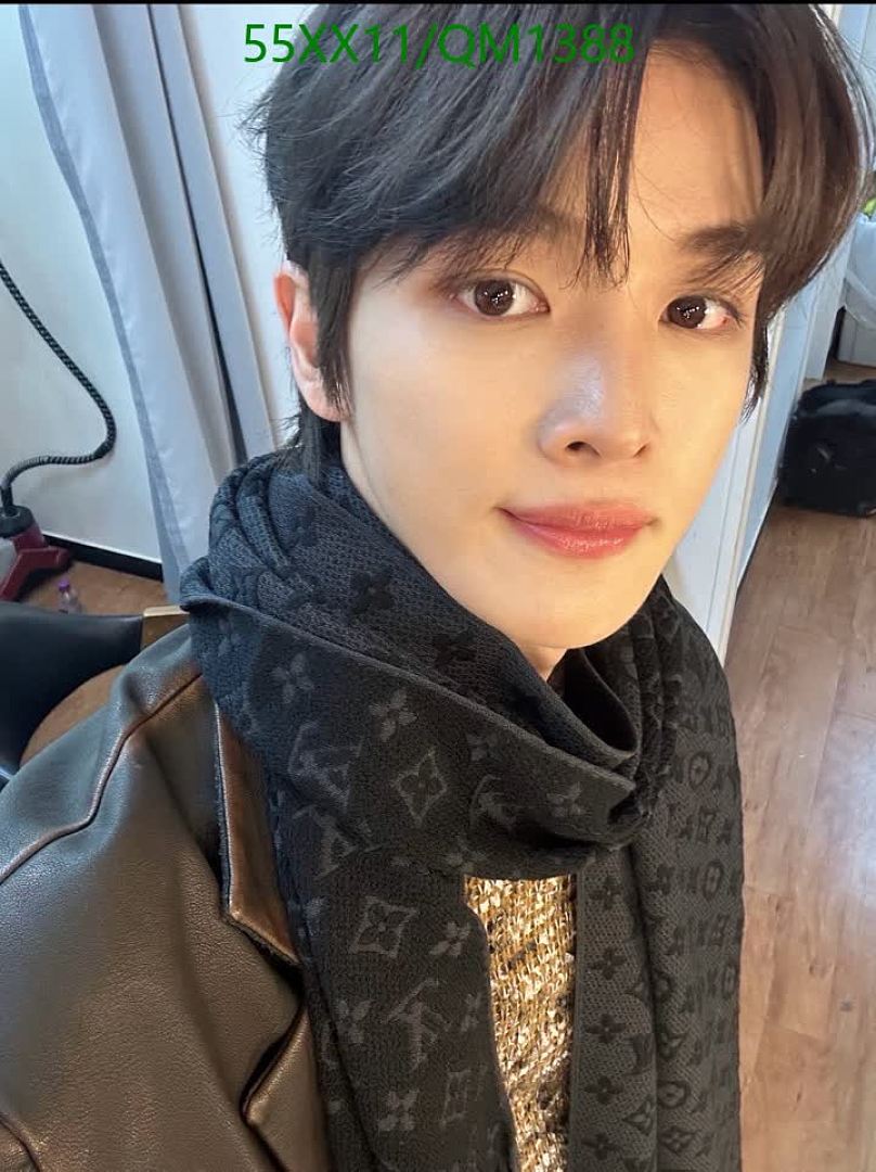 LV-Scarves Code: QM1388 $: 55USD