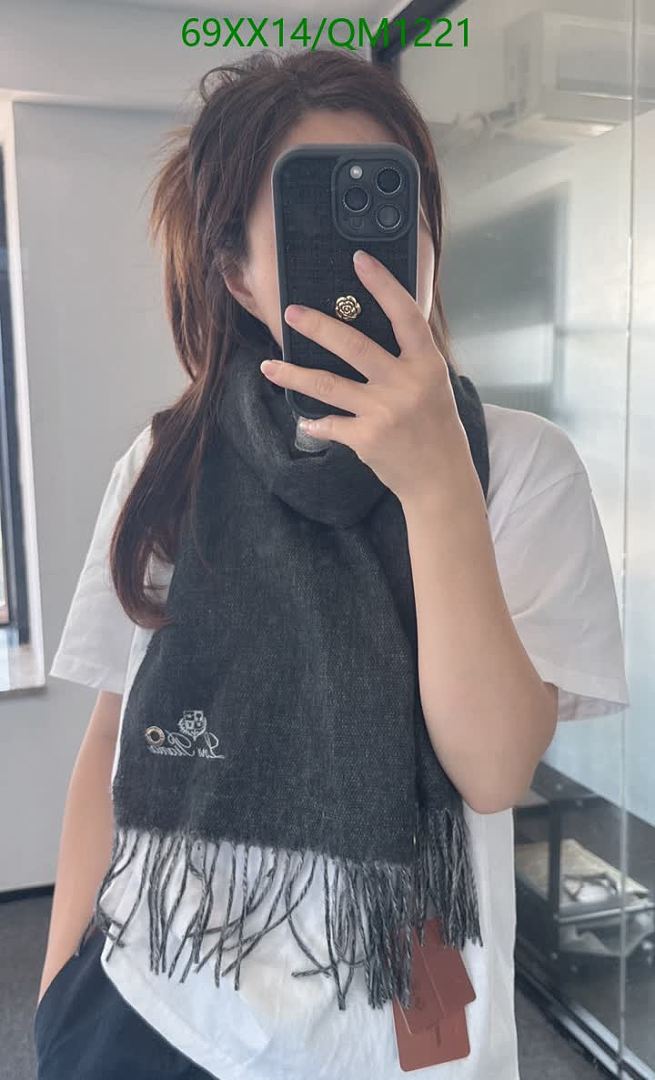 Loro Piana-Scarves Code: QM1221 $: 69USD