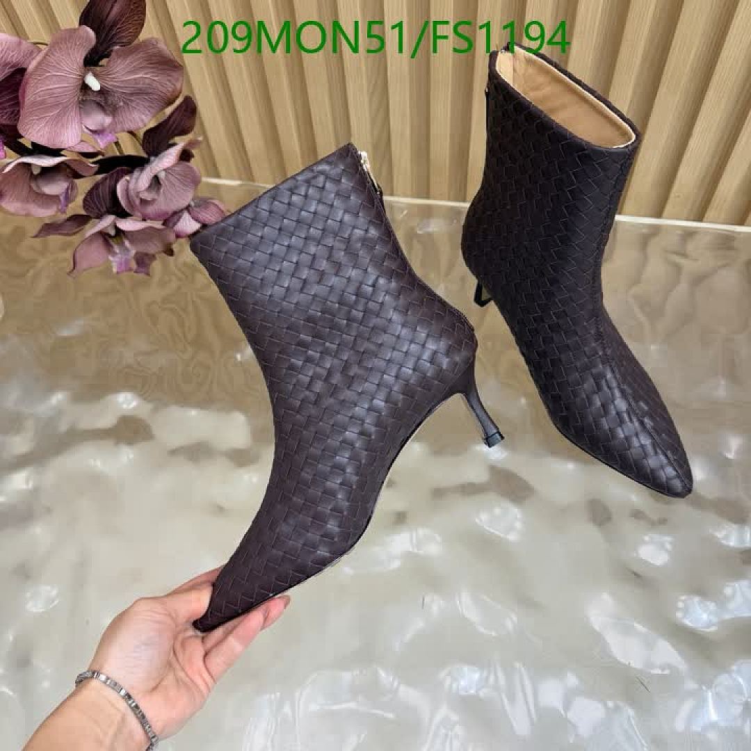 BV-Women Shoes Code: FS1194 $: 209USD