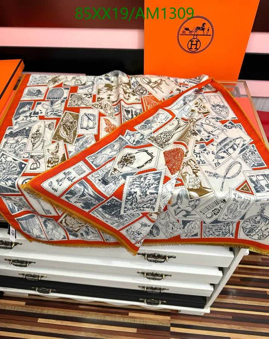 Hermes-Scarves Code: AM1309 $: 85USD