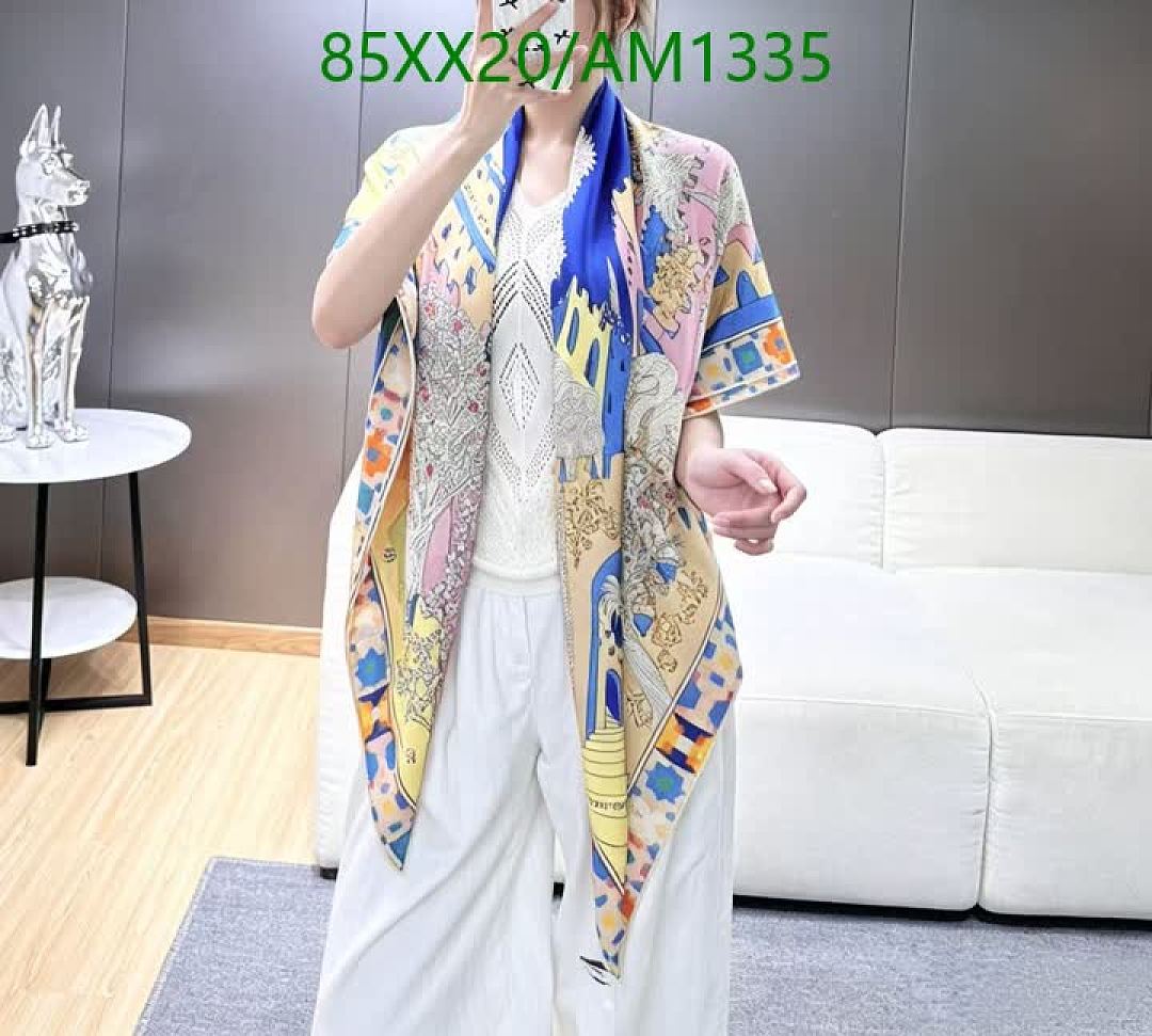Hermes-Scarves Code: AM1335 $: 85USD