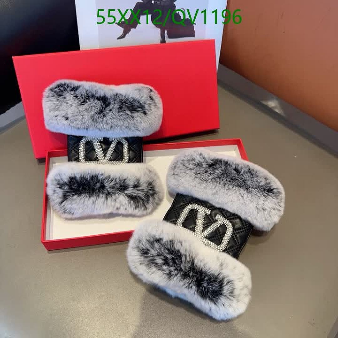 Valentino-Gloves Code: QV1196 $: 55USD