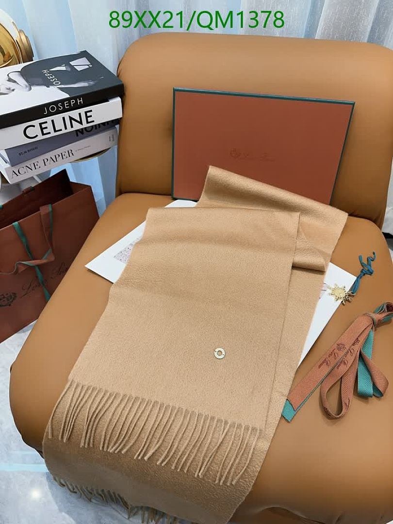 Loro Piana-Scarves Code: QM1378 $: 89USD