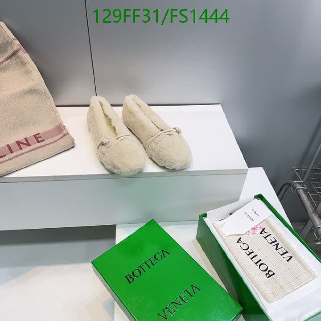 BV-Women Shoes Code: FS1444 $: 129USD