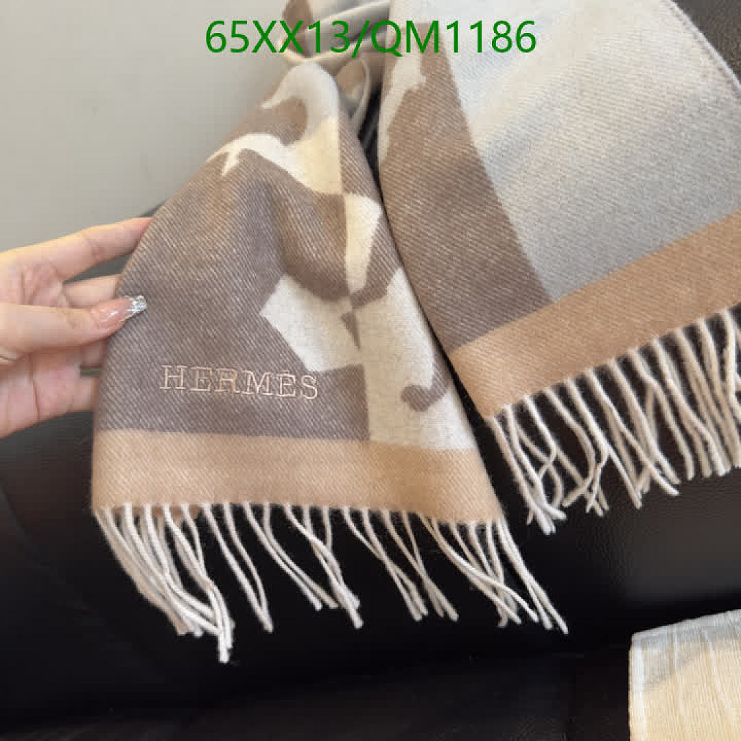 Hermes-Scarves Code: QM1186 $: 65USD