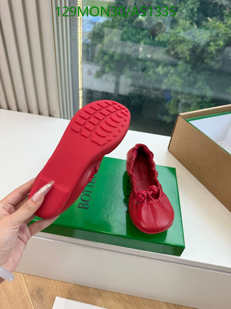 BV-Women Shoes Code: AS1335 $: 129USD