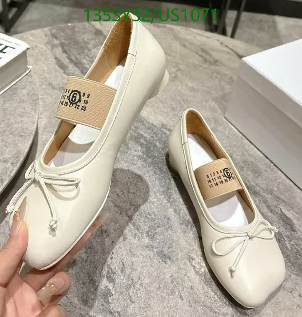 MM6-Women Shoes Code: US1071 $: 135USD