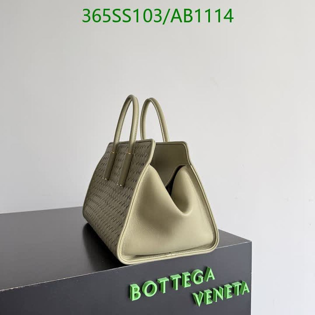 BV-BagsMirror Quality Code: AB1114 $: 365USD
